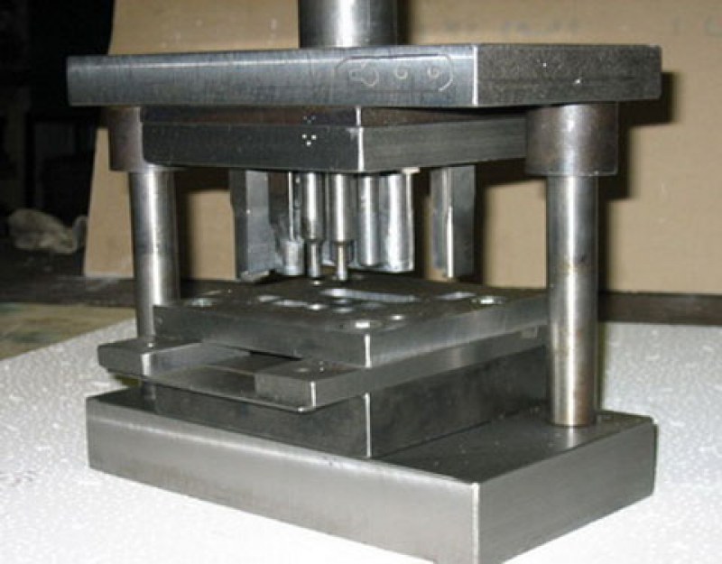Штамп для штамповки металлических заготовок